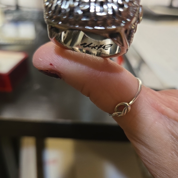 Eagles Championship ring rep. - Picture 13 of 16